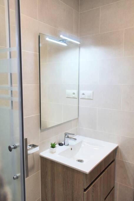 Linares 10 Appartement Santander Buitenkant foto